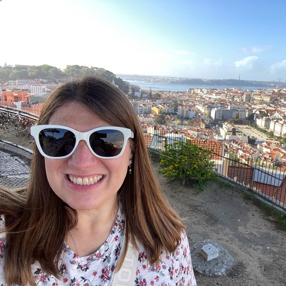 Meet your Posher, Rita - Picture 1 of 1